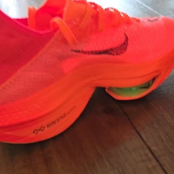 Nike Alphafly Next% 2 in Bright Orange - Picture 8 of 15